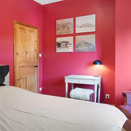 Grange Anouste بيت للعطل *