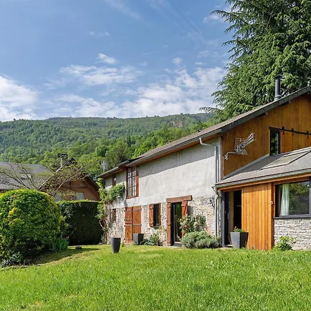 Grange Anouste بيت للعطل Saint-Savin (Hautes-Pyrenees)